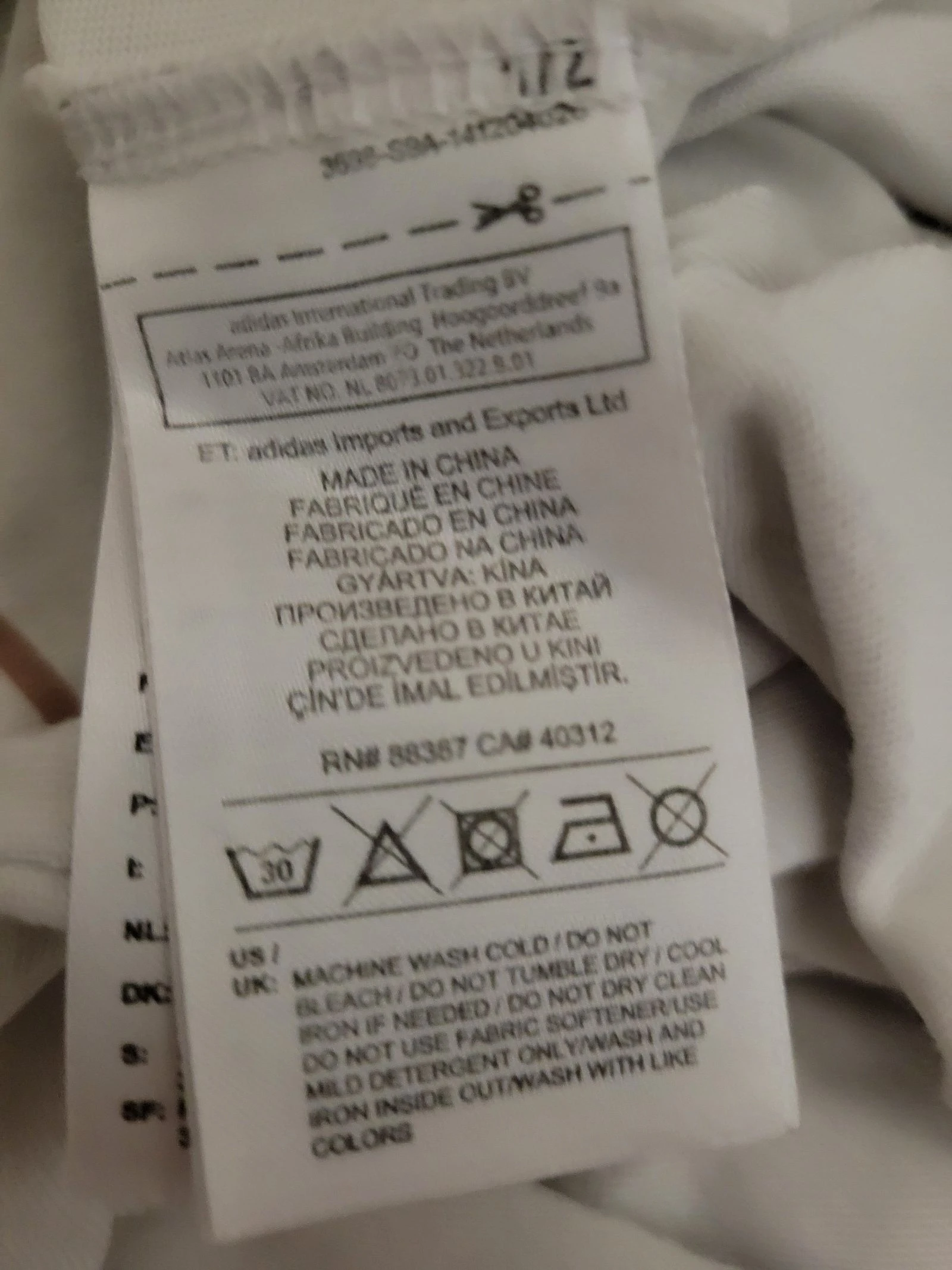 T-shirt Adidas Climalite – Motivo Pista de Atletismo e Skyline – Tamanho L – photo 7
